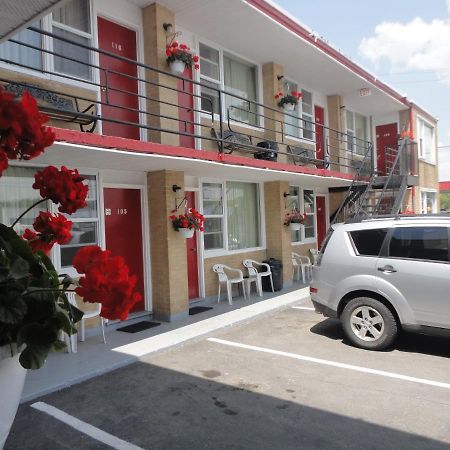 Imperial Fireside Inn Sudbury Ngoại thất bức ảnh