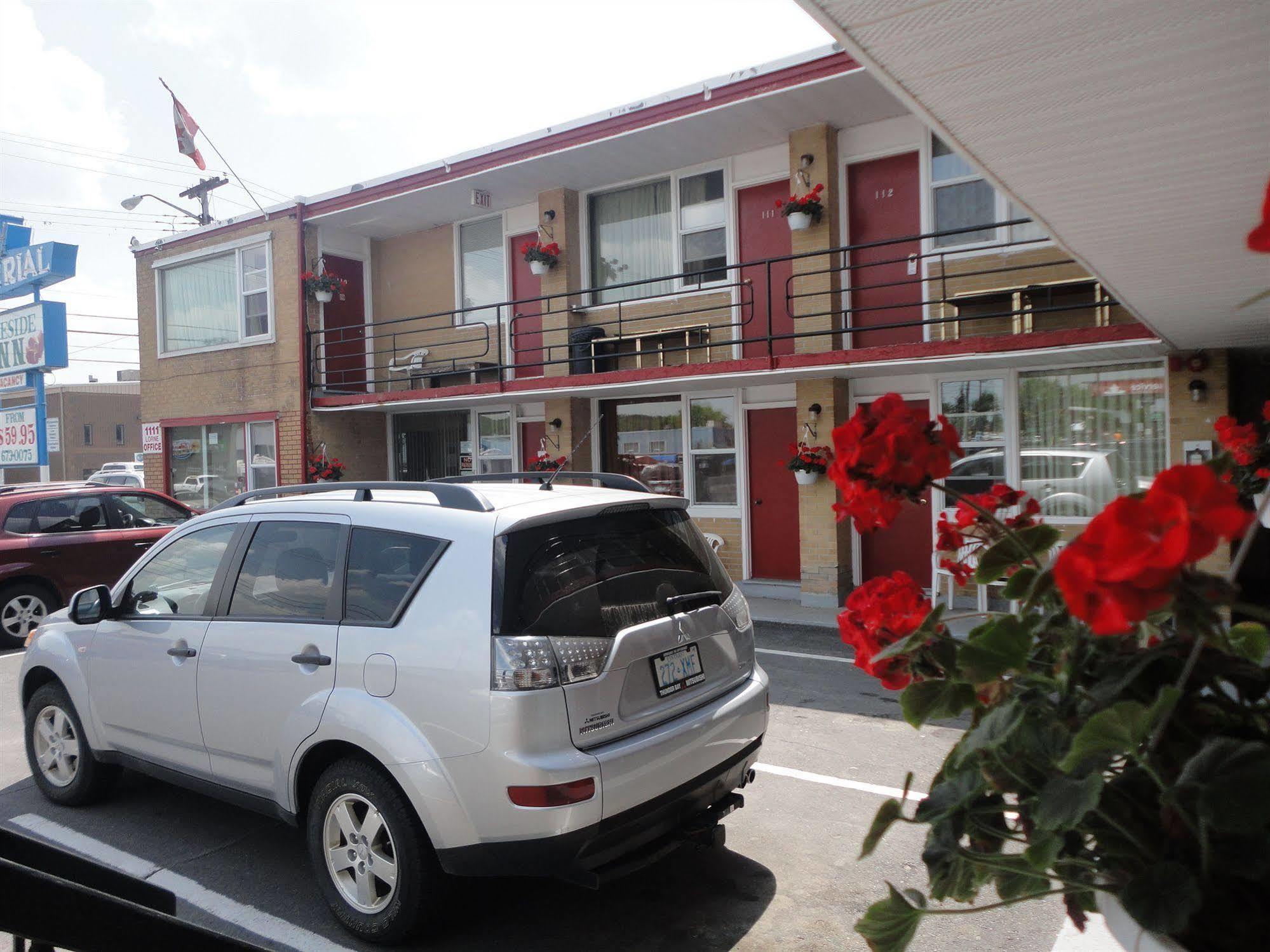 Imperial Fireside Inn Sudbury Ngoại thất bức ảnh