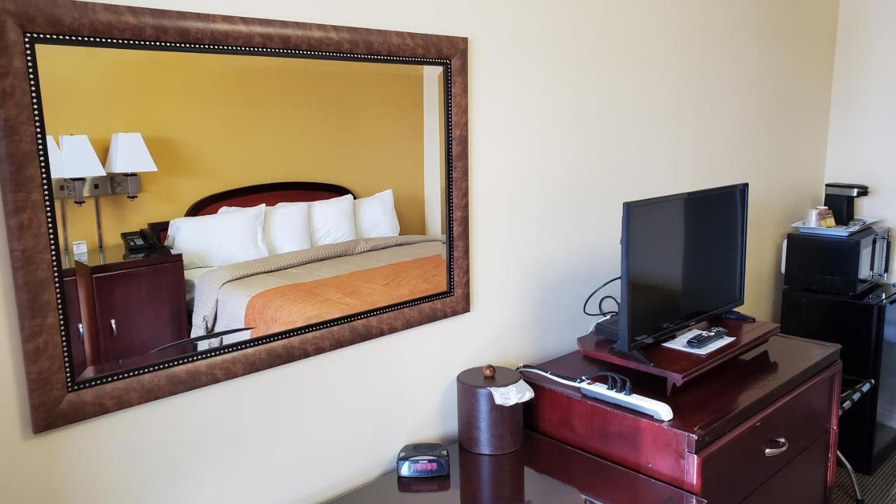 Imperial Fireside Inn Sudbury Ngoại thất bức ảnh