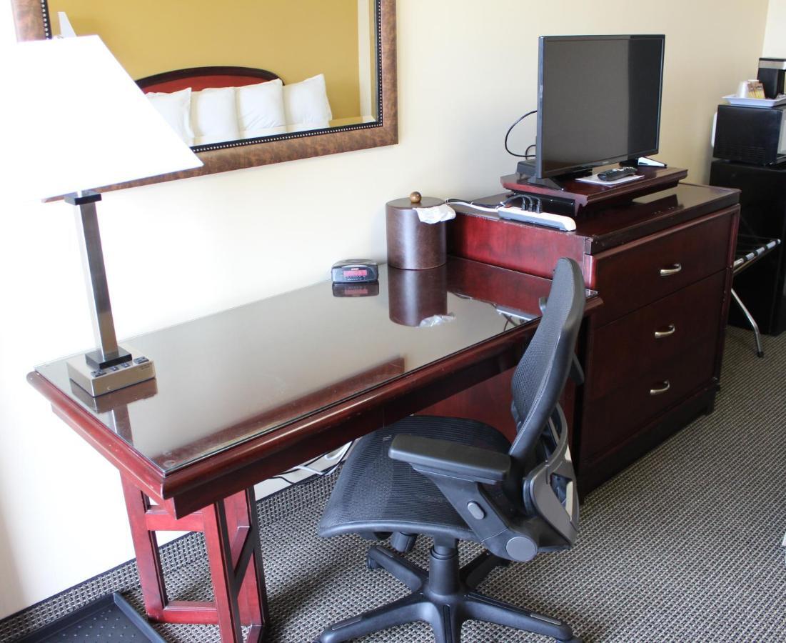Imperial Fireside Inn Sudbury Ngoại thất bức ảnh