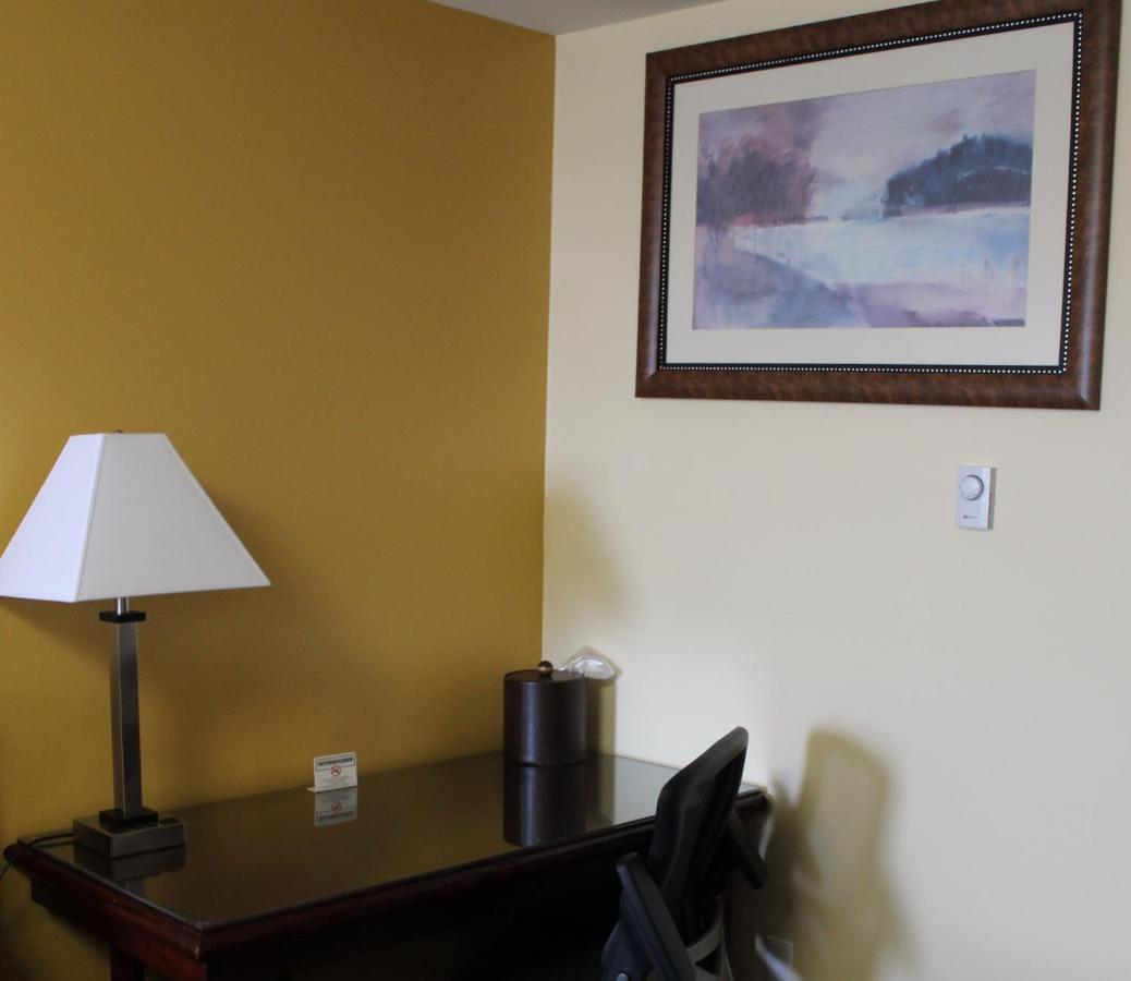Imperial Fireside Inn Sudbury Ngoại thất bức ảnh