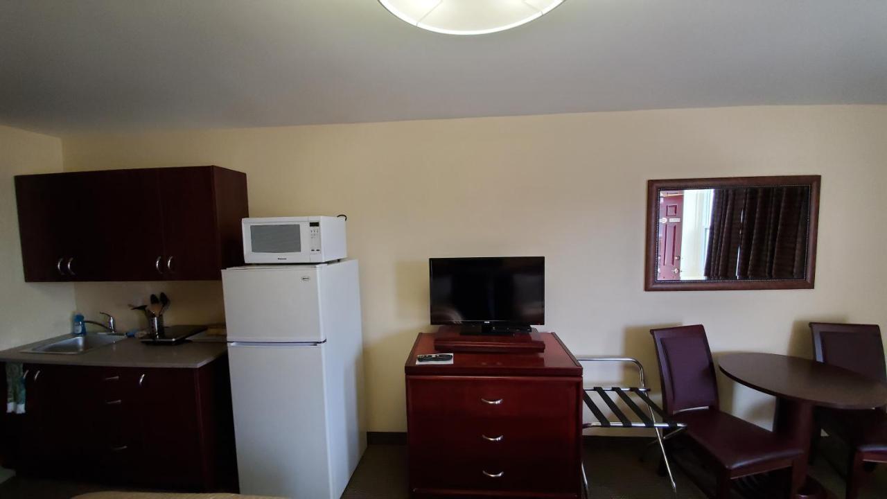 Imperial Fireside Inn Sudbury Ngoại thất bức ảnh